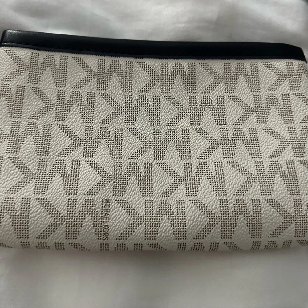 Michael Kors Shoulder Bag